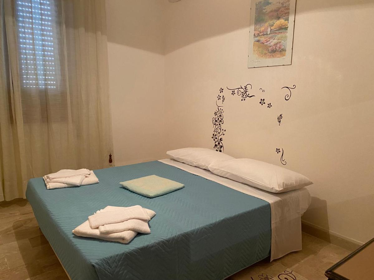 Bed and Breakfast L'Incognita San Nicolo d'Arcidano Exterior foto